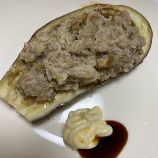 餃子の餡リメイク！ナスの肉詰め